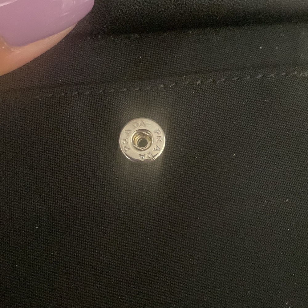 Prada Wallet - Picture 8 of 9
